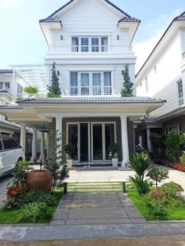 Bí Quyết Thi Công Sân Vườn Biệt Thự 2024